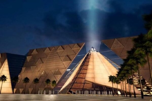 Alexandria Day Tour from Cairo: Pompey’s Pillar, Catacombs, Bibliotheca and Qaitbay Citadel